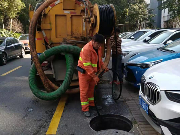 茂南排污管道清淤